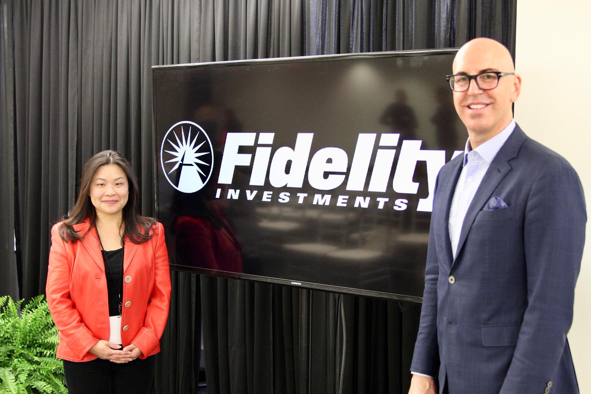 FidelityJobs's tweet photo. In case you missed it - Fidelity's own Sterling, Head of Go To Market @fidelitylabs, spoke at #DSW19 today about what start-ups can learn from large corporations. Join her tomorrow at the “Scaling without Stagnating" panel! #FidelityAssociate #FidelityTX https://t.co/9lNkDR5wUr