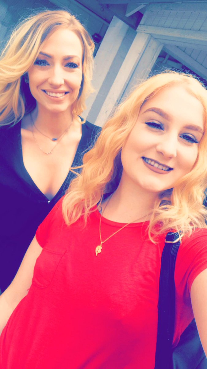 WillisACrystal's tweet image. Sissy poop #babysis #oneoffive #SisterSister