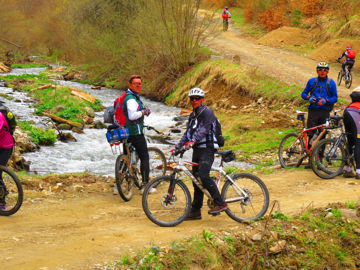 On the road again :)

Photo by <a href="/dejan/">Dejan Varadinac</a>.vuckovic (SteemIt) <a href="/vuckovic_dejan/">Dejan Vuckovic</a> (Twitter)
goo.gl/U5MTyj                            

#bicycle #cycling #photography #travel #share2steem