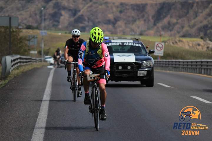 GdlManzanillo's tweet photo. El Comite Organizador del Reto Guadalajara Manzanillo 300 Kms agradece el apoyo brindado por la @PoliciaFedMx al 7mo #retogdlmanzanillo, sin duda alguna fue de gran importancia contar con ellos, destacando a las delegaciones de Policía Federal del estado de Jalisco y Colima https://t.co/vyvoXgDMI3
