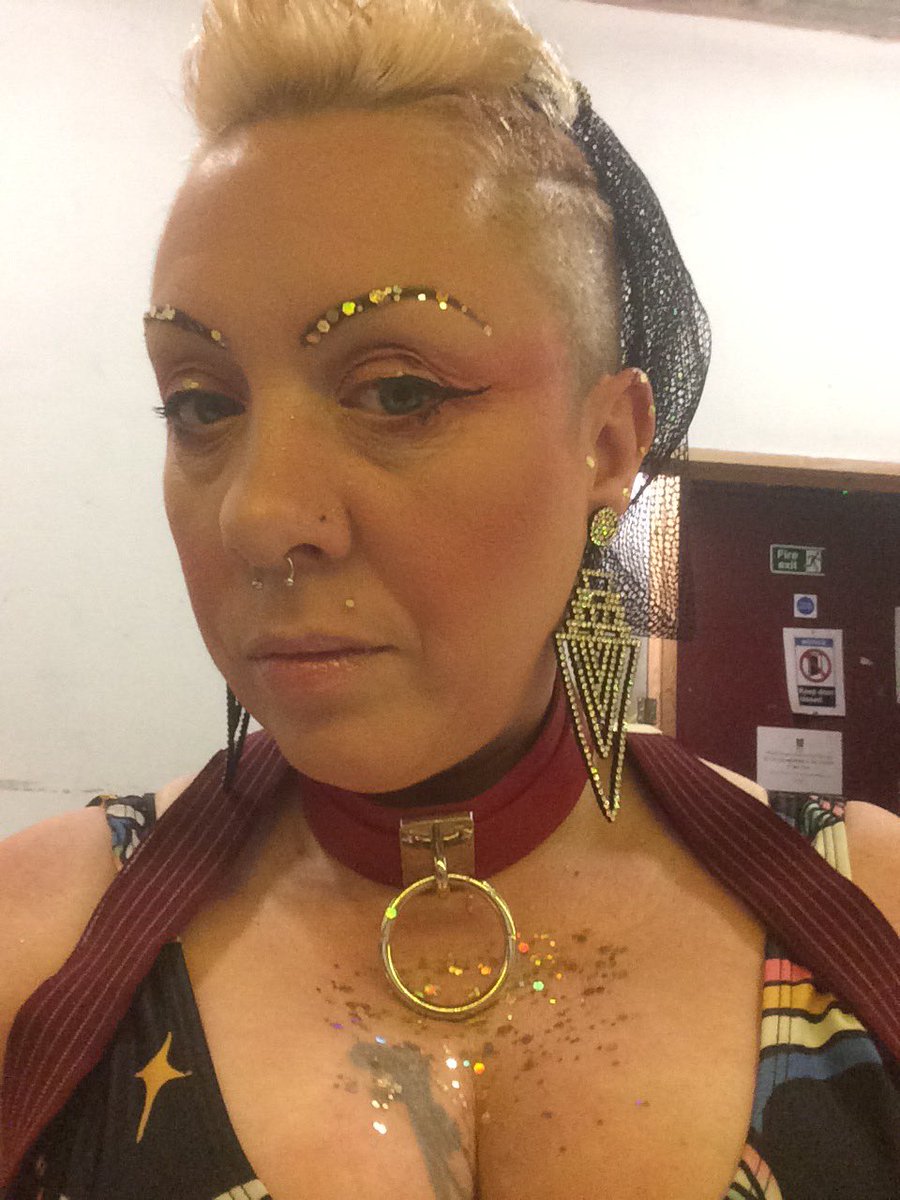 Rebeckaht's tweet photo. Yasssss Queen ...todays #drag #queen #ttwu @arcolatheatre @TheyThemWeUs #thisiswhattranslookslike #thisiswhatnonbinarylookslike https://t.co/68GUrtXJbs