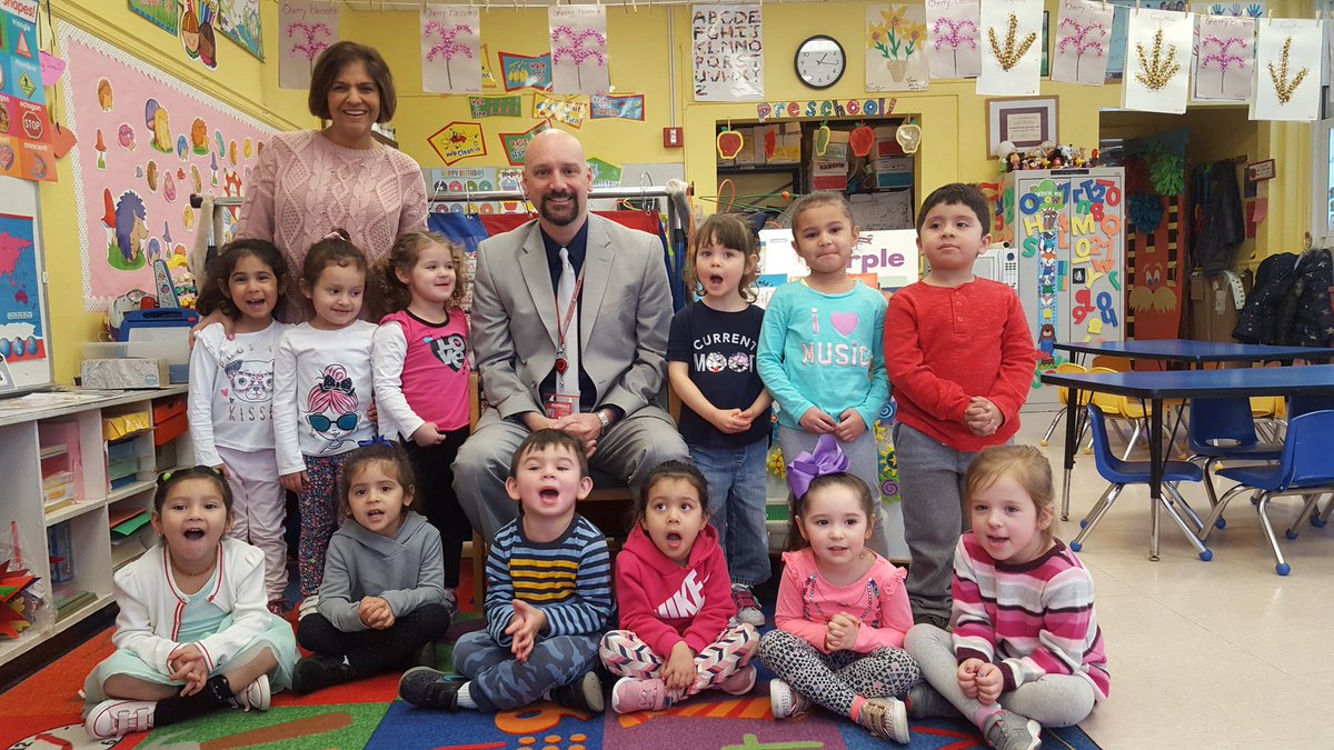 NaglersNotions's tweet photo. Always a pleasure visiting Mrs. Divya's class. Such a wonderful program sponsored by Mr. Kornriech https://t.co/vbEEQWM02s