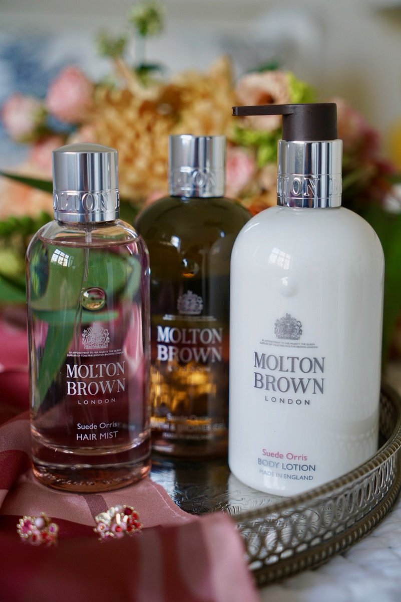 A new sensual perfume for 2019 buff.ly/2FT8yoz I’m so excited to share this new scent with you because it’s both quietly confident and softly powerful... #fragrance #Perfume #heavenly #selfcare #beautyblogger #beautyblog #beautyproducts #skincareroutine #bath #metime