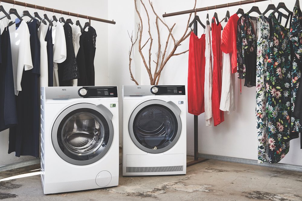 AUSFW's tweet photo. ‘Delicate’ setting on repeat.
Take care of your Fashion Week wardrobe with @harveynormanau || #MBFWA #MBFWE
https://t.co/NS9sHD2GzM https://t.co/KOFGLklNXn