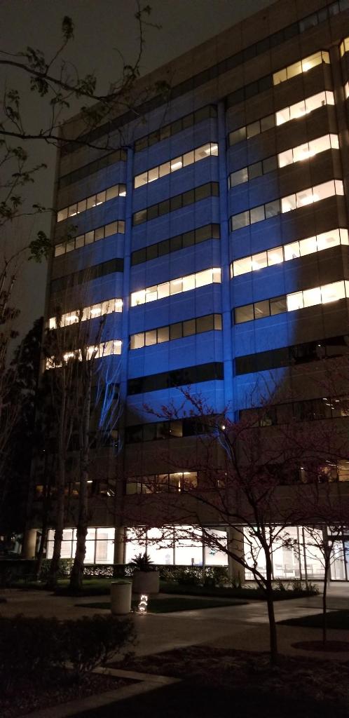 The Farmers Insurance offices in Woodland Hills are shining a light on autism awareness by lighting up our offices in blue.