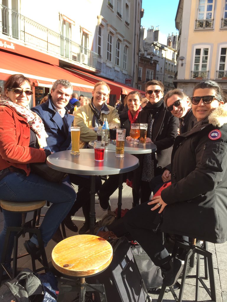 EMRollinat's tweet photo. Fin de #Bootcamp6... Derrière nous la neige et le Numérique... Devant nous, le soleil et la route vers la gare! Merci pour ces deux journées @u_grenoblealpes @isaolivier38 et toute l'équipe @coline_riffard https://t.co/xafej9v67K