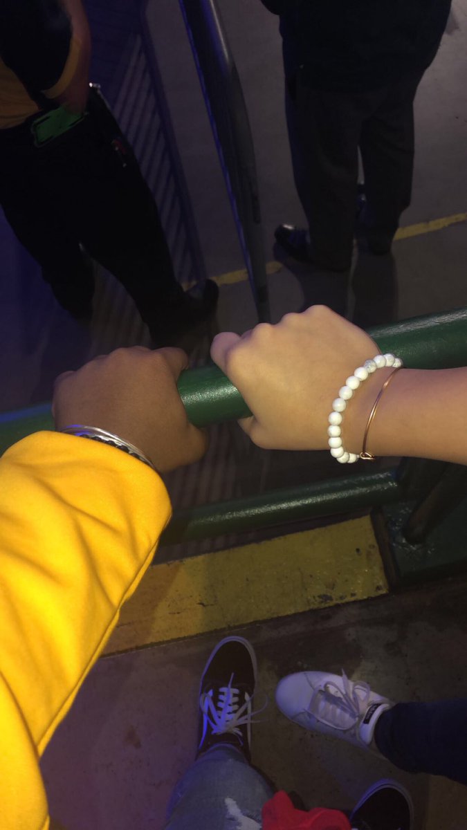 luvvv_erynnn's tweet photo. Rt to be at barricade for your next concert 💞 https://t.co/IOYXV4C31T
