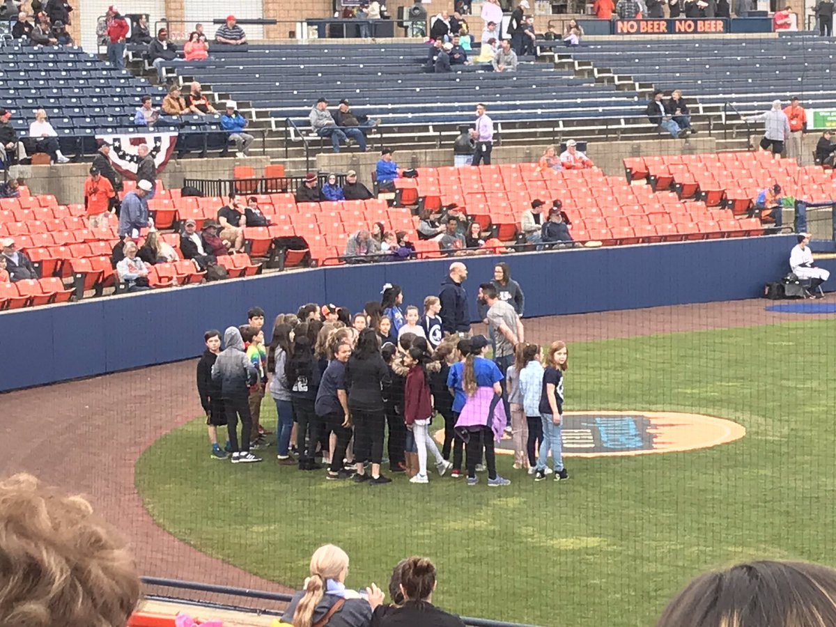 TessBlumenthal's tweet photo. The Urbana @Sugarloaf chorus lining up to sing our National Anthem at the Frederick Keys opener! https://t.co/LvzKj0l9j8