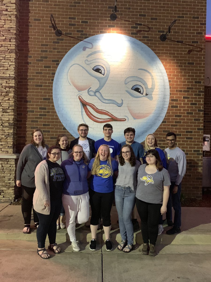SDSUForensics's tweet photo. We had a delicious supper last night at @FullMoonBBQ after a long travel day. Heading to @UofAlabama campus for registration and the opening ceremony! #JacksToAFA https://t.co/HR74MKnyyI