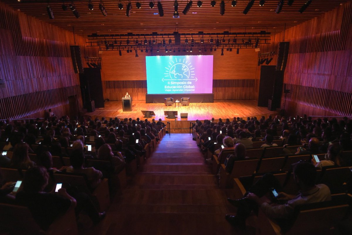 AFSenlaWeb's tweet photo. GRACIAS por acompañarnos en el II Simposio de Educación Global: Viajar. Aprender. Impactar. Nos vemos el año que viene!  #SimposioAFS https://t.co/k496iBPr4S