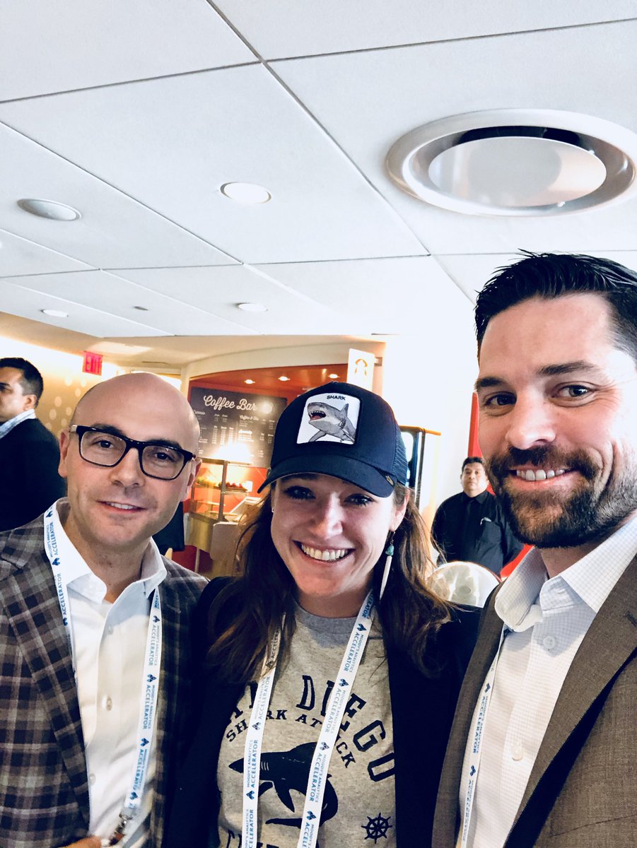 YIDeveloper's tweet image. Wonderful to see so many #FinTechFriends in one room at the @FinTechSandbox demo day @MoodysAnalytics. Can’t wait to hear all the innovative #FinTech pitches. #NYCFinTechWeek @AnthonyFTermini @MorningstarInc @christineloredo @jeffcain415