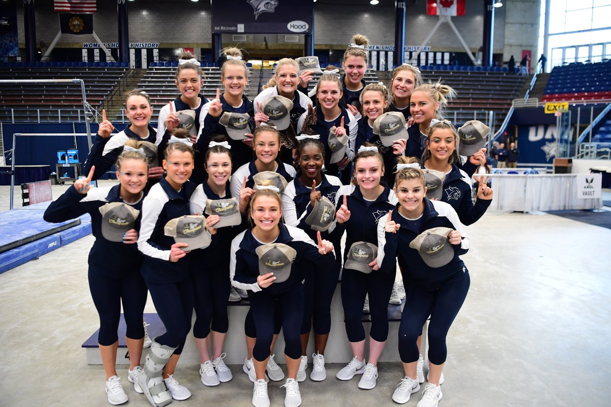 UNHGymnastics's tweet photo. - 23-5 record, 11-2 EAGL record
- 14-0 home record
- Scored 196.000+ three times
- #NCAAGym appearance
- 2019 EAGL Champs

Plenty for the 'Cats to be proud of this season. #603Cats https://t.co/VShEOfsHUO