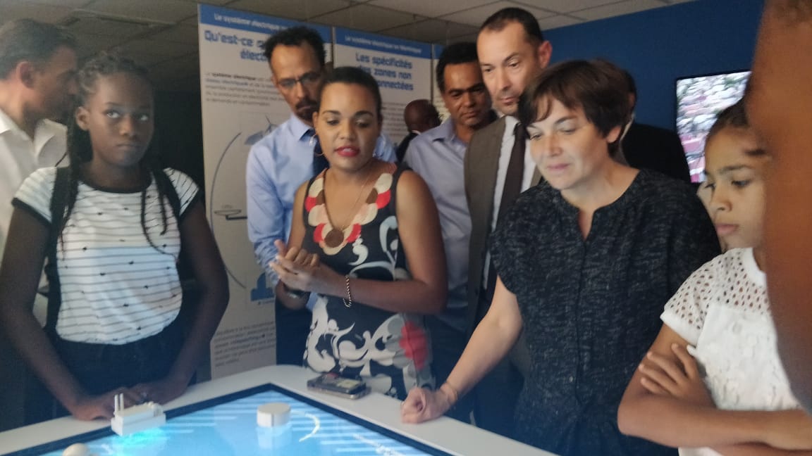 #VO Visite du showroom de la #TransitionEnergetique situé à l'ancienne centrale EDF de Bellefontaine. Les applications énergétiques les + innovantes et adaptées à nos spécificités insulaires y sont simuleés et illustrées.