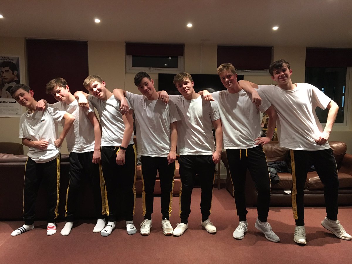 LWC_Summerfield's tweet photo. Great inter-house dance competition this evening. Summerfield boys did well βοΈ#LWCsummerfield #LWCdance https://t.co/3tfW4B3rEq