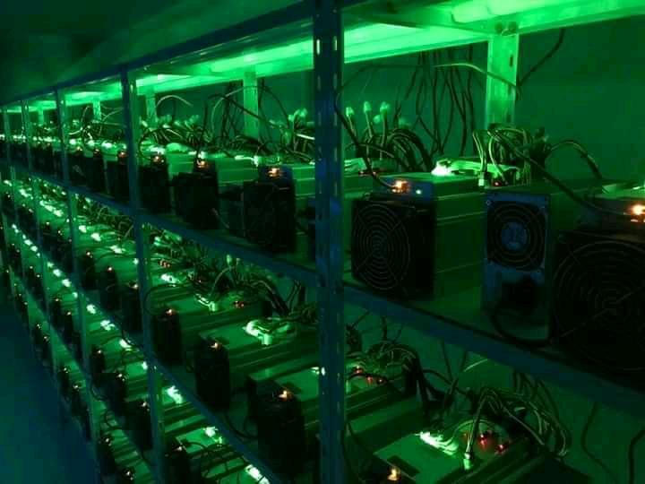 RoyPetion's tweet photo. We give you the best platform to mining bitcoin directly into your wallet without sending money to anyone with our great company Aws mining teamnova https://t.co/iSZo2Or8y1