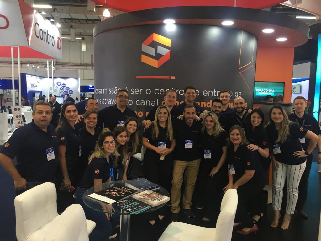 scansourcebr's tweet photo. E é assim que a ScanSource Brasil encerra sua participação na edição da Feira AUTOCOM 2019, foram 03 dias incríveis de muita informação e networking, marcando presença na maior feira de automação para o comércio da América Latina. #ScanSourceBR #Autocom19 #AutomaçãoComercial https://t.co/lyC3ZijJye