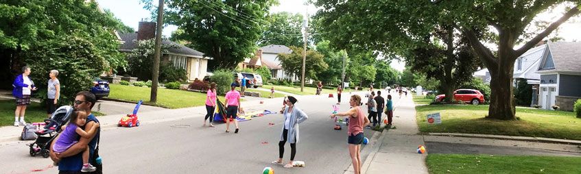 The <a href="/cityburlington/">City of Burlington</a> is making it easy to create a Play Street in your neighbourhood!  Take advantage of the Play Street Program and have some fun on #100in1DayBurlON. buff.ly/2G0suGi
