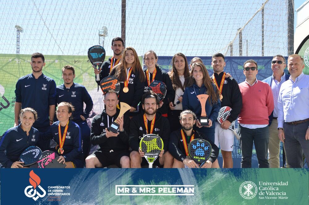 safd_ucv's tweet photo. #CEUPadel medalla de plata para la pareja masculina🥈 y bronce por equipos🥉 Enorme team @UCV_es 🙌🏽💚 https://t.co/c8wzyX74Xg