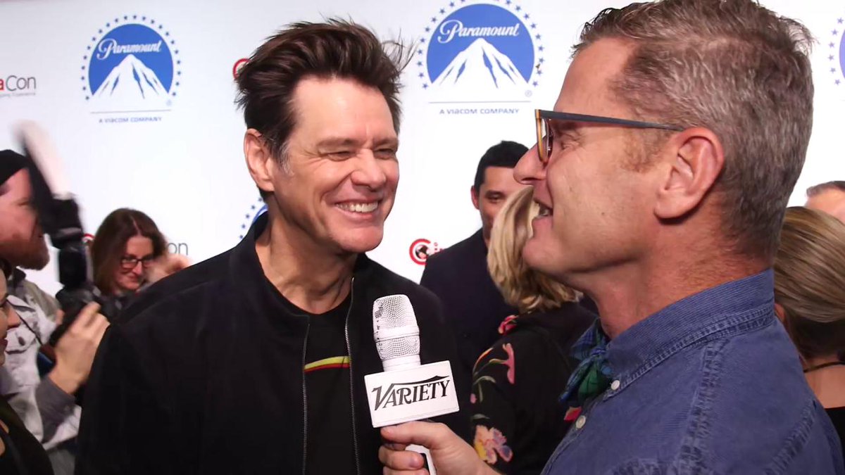 Jim Carrey responds to Mussolini’s granddaughter's "bastard" tweet about him http://bit.ly/2FSLyER