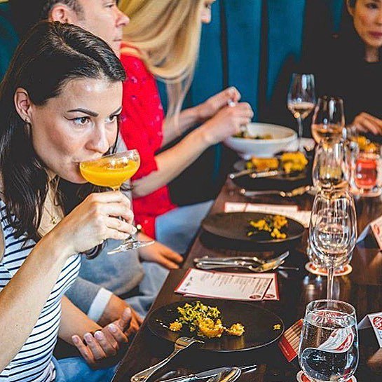 Nothing brings people together like good food // join us Saturday for brunch and live music. #RoohSF #SoulSaturday 📷: Mary Spengman <a href="/thesupperclub/">The Supper Club</a>