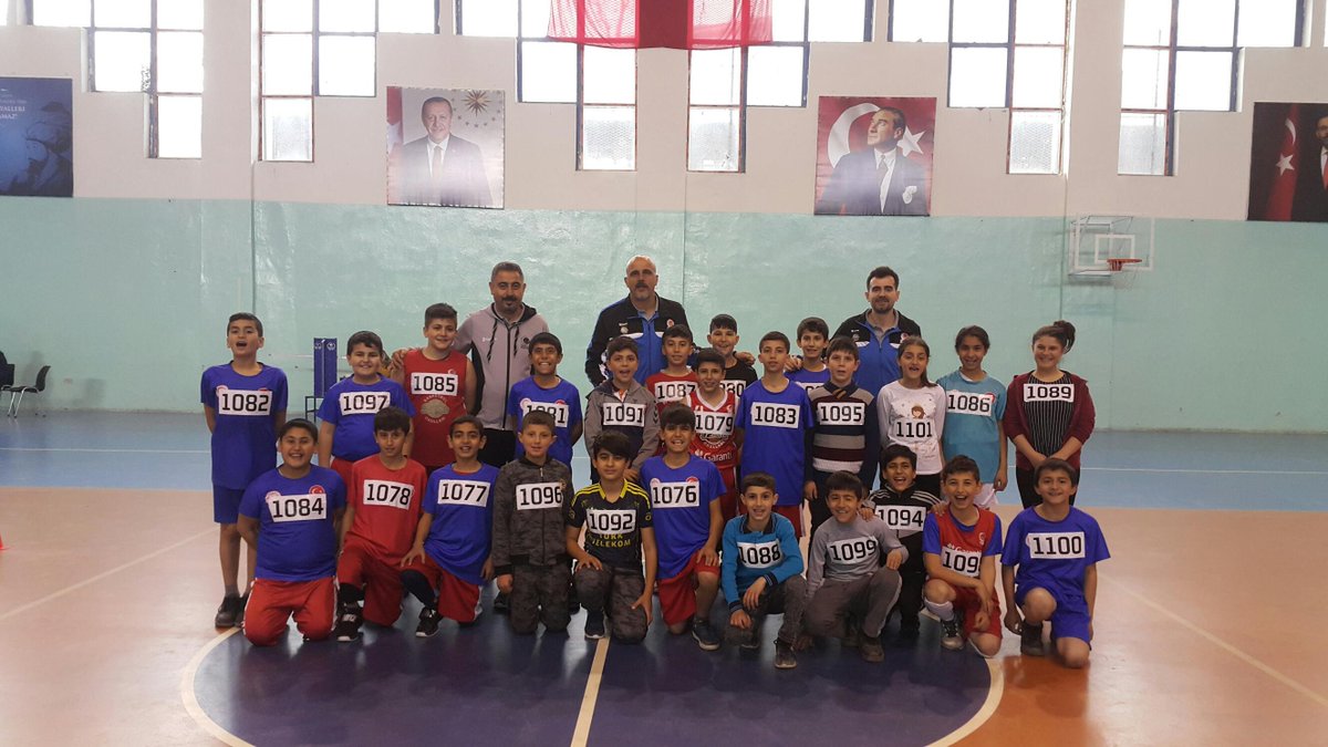 12DABOTBF's tweet photo. 12 DABO Şırnak taramalarımız 175 sporcunun katılımıyla tamamlanırken 2006 doğumlu sporcularımız da mezun ettik. #12DevAdamBasketbolOkulları https://t.co/iAMYDPn2GU