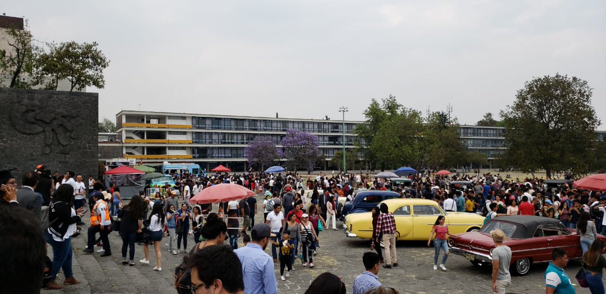 Así nos fue en "Volver al pasado 2019" en la #UNAM ¡Gracias por acompañarnos! 
¡Nos vemos pronto! #ColectivoFt #Foodtrucks #FoodPorn