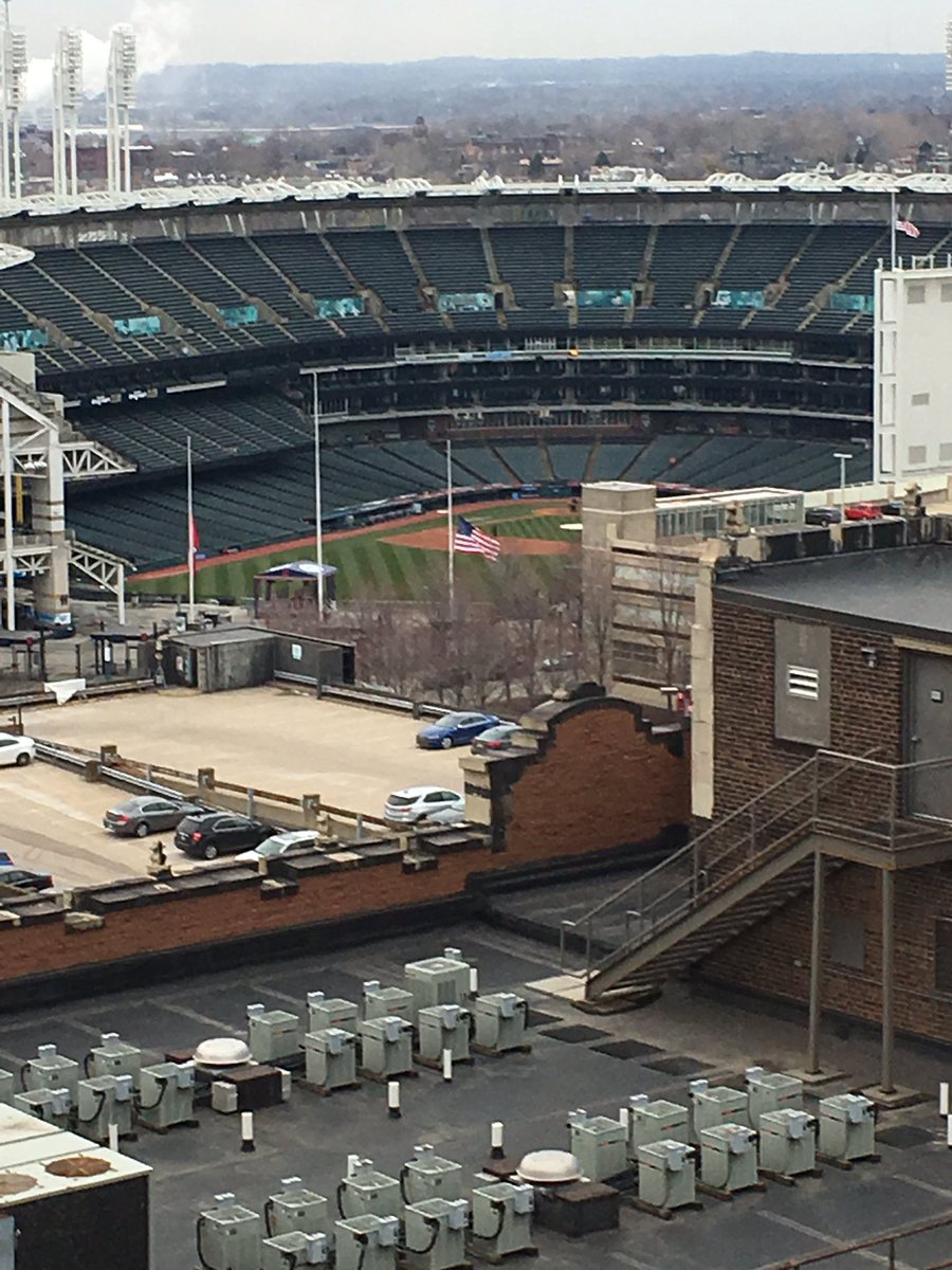 AthlonCAC's tweet photo. What a view! It can be all yours, too. #gotribe #downtownviews #whyliveanywhereelse https://t.co/Tpfp1AM7qW