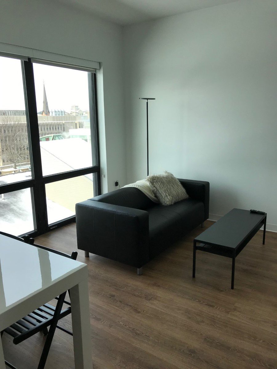7SouthLinn's tweet photo. @7SouthLinn is currently leasing one bedroom and studio apartments in downtown Iowa City.  Great location to live next Fall!! https://t.co/9kHe9p6Agm