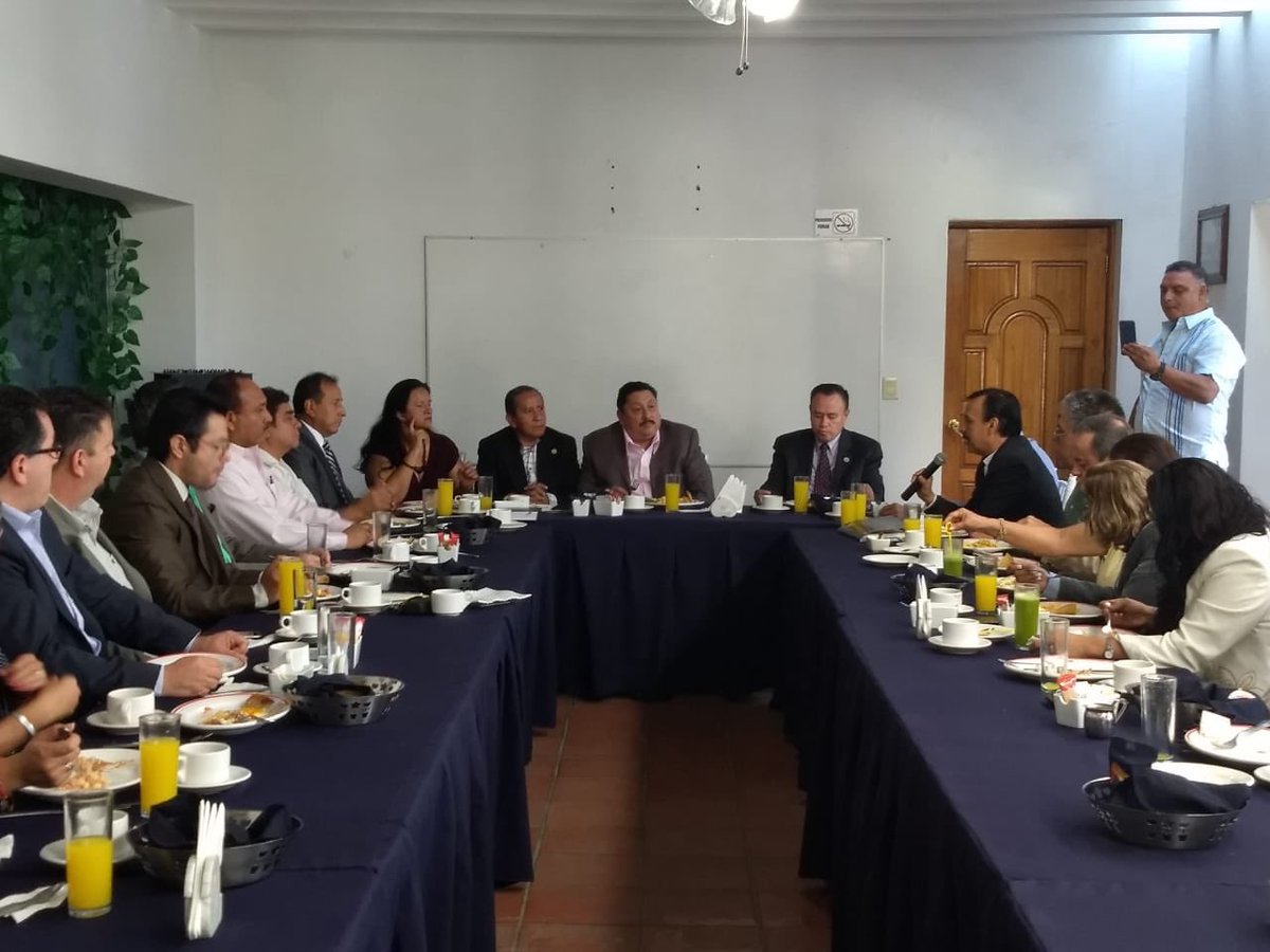 Al dar continuidad a compromisos adquiridos con profesionales del derecho, realizamos la segunda reunión con el Consejo Estatal de Abogados, seguimos fortaleciendo coordinación con todos los sectores de la sociedad #Morelos, garantizar la Procuración de Justicia que necesitamos.