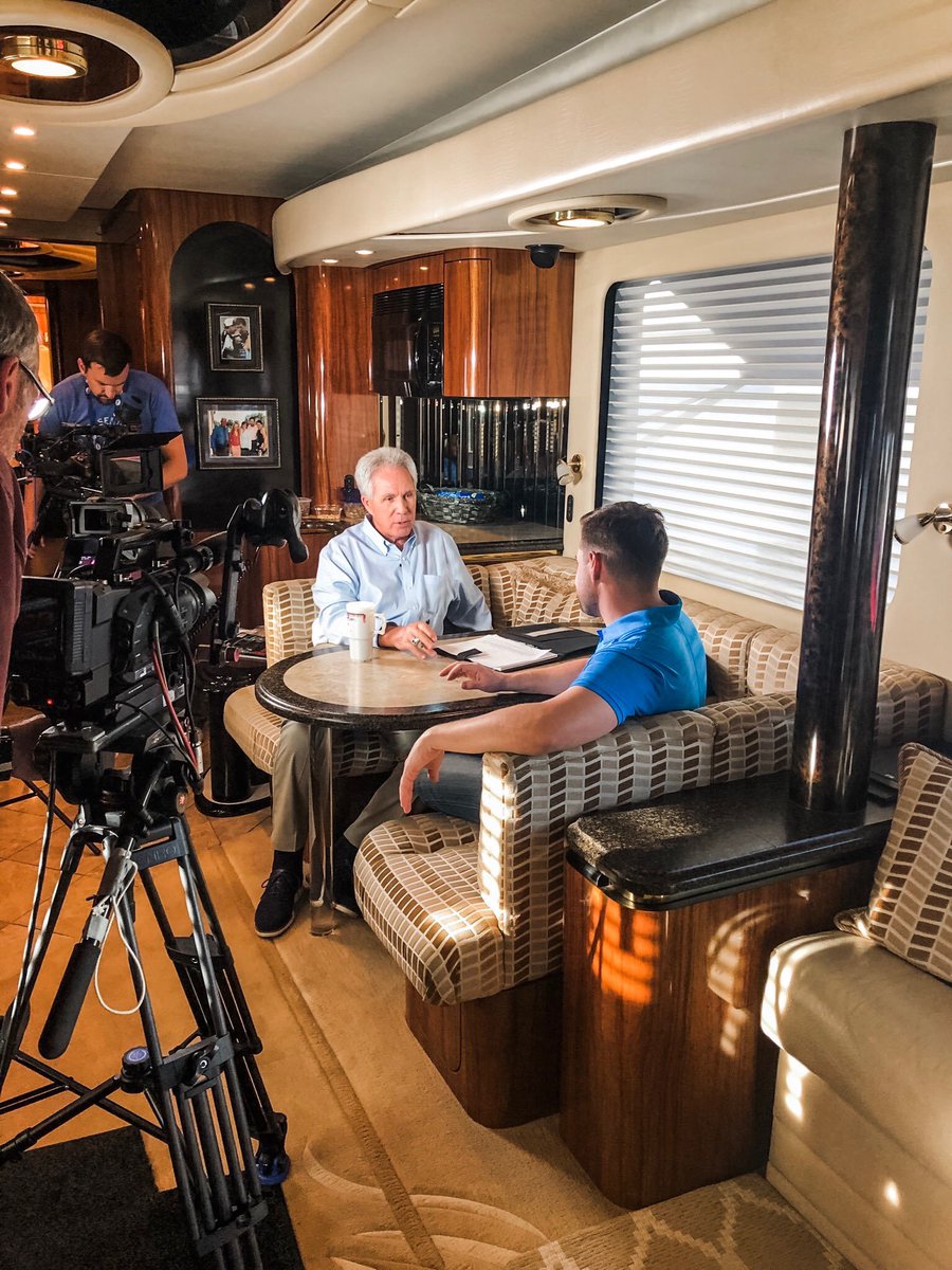 StenhouseJr's tweet photo. It’s been great to see @AllWaltrip continue to grow the sport after his racing career was over. glad to have been able to work with him on a few things and drive the 17 of course. #ThanksDW https://t.co/YzlNlMa7Vb