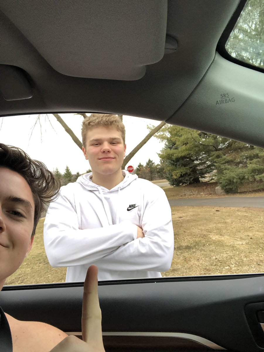 GDFL12's tweet photo. Paper down @ERAssassins #gdfl #westillhere https://t.co/LNXTXyE9tC