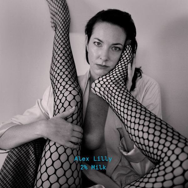 kmhd2's tweet photo. ✨✨We sat down with the fabulously talented @alexlillyland and chatted about tour life, performing with Beck and her amazing new album 2% Milk ❗️❗️ 

It will air at 1pm right after Feed The Meter with Benny King only on 89.1 HD or https://t.co/gAMgj03ot6 https://t.co/EWWM7aYtDM