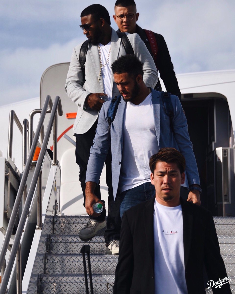 Dodgers's tweet photo. 📍 Denver https://t.co/dRKBGbTEV5