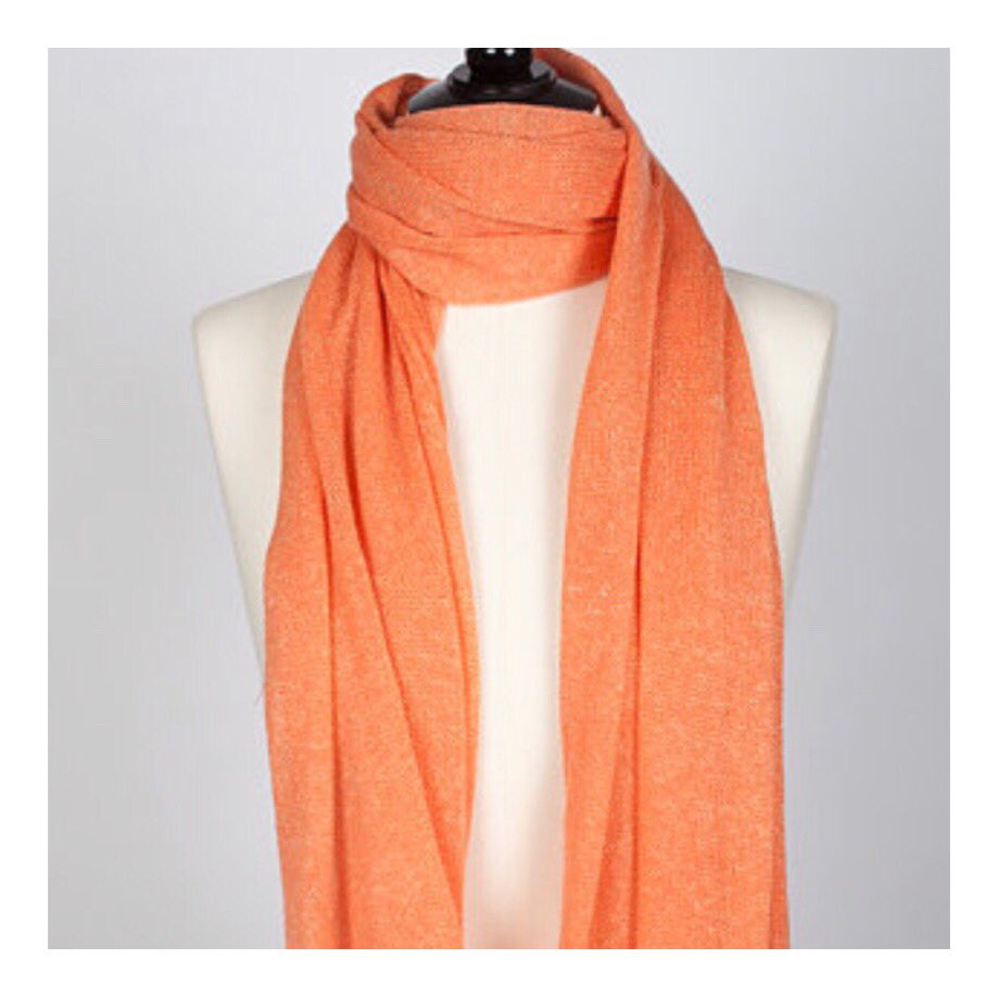 evesomeparis's tweet photo. Evesome linen and cashmere  scarf: Evesome cashmere &amp; tweed accessories made in France https://t.co/j3vl5eLZqR  Accessoires en cachemire et tweed Evesome fabriqués en France  Contact : Eve de Rothiacob +33 6 23 08 86 38 eve@evesome.com https://t.co/UVncqsdr5O