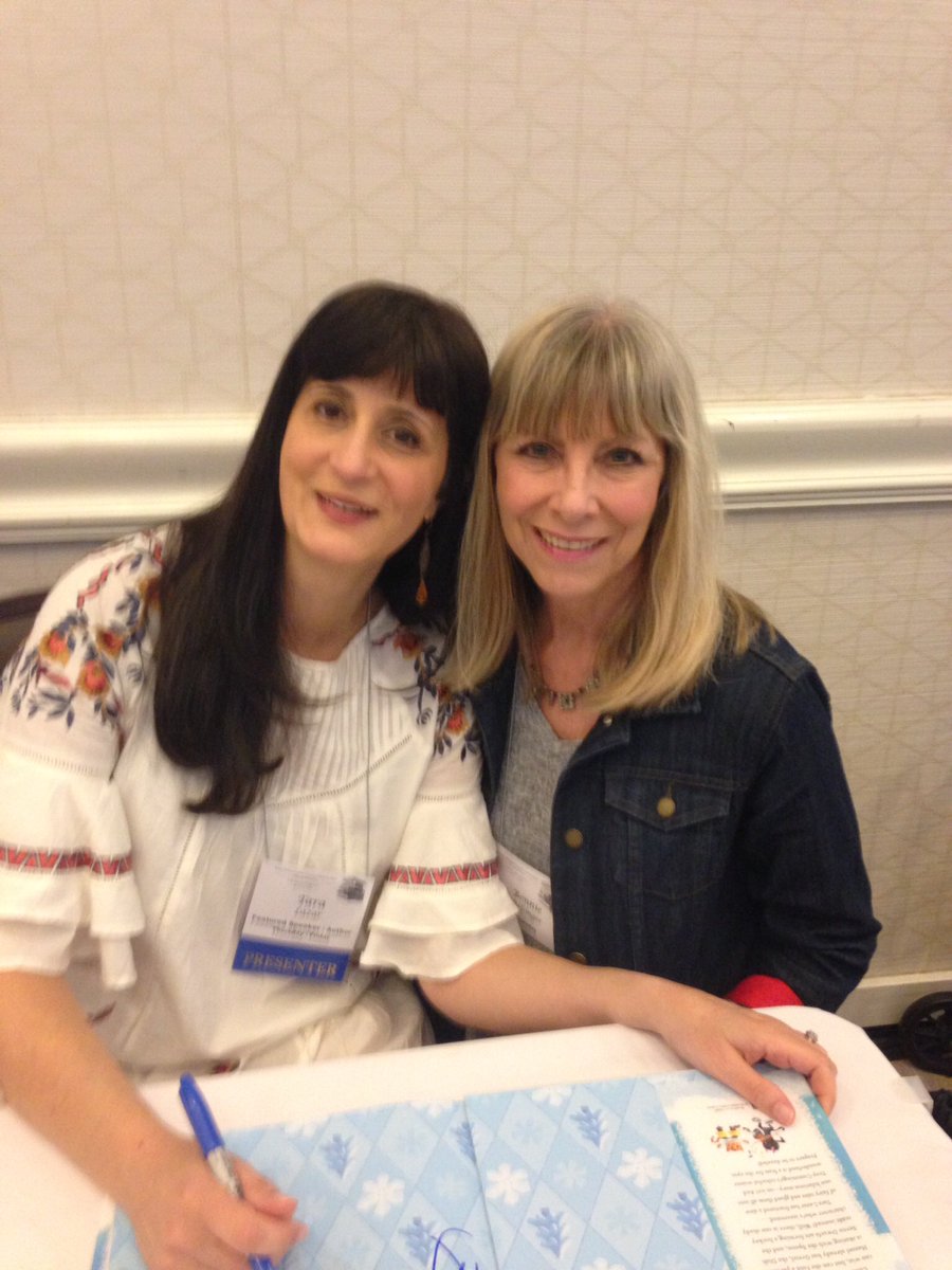 BonnieBelsinger's tweet photo. It as such a treat to finally meet one of my favorite authors @taralazar at #SoMLA19 She is as funny in person as her books are to read! My Ss love them, too! Thank you Tara for all you do for children's literacy! ๐๐#littleredglidinghood #7ate9 #normalnorman https://t.co/wVZW5lLfb8