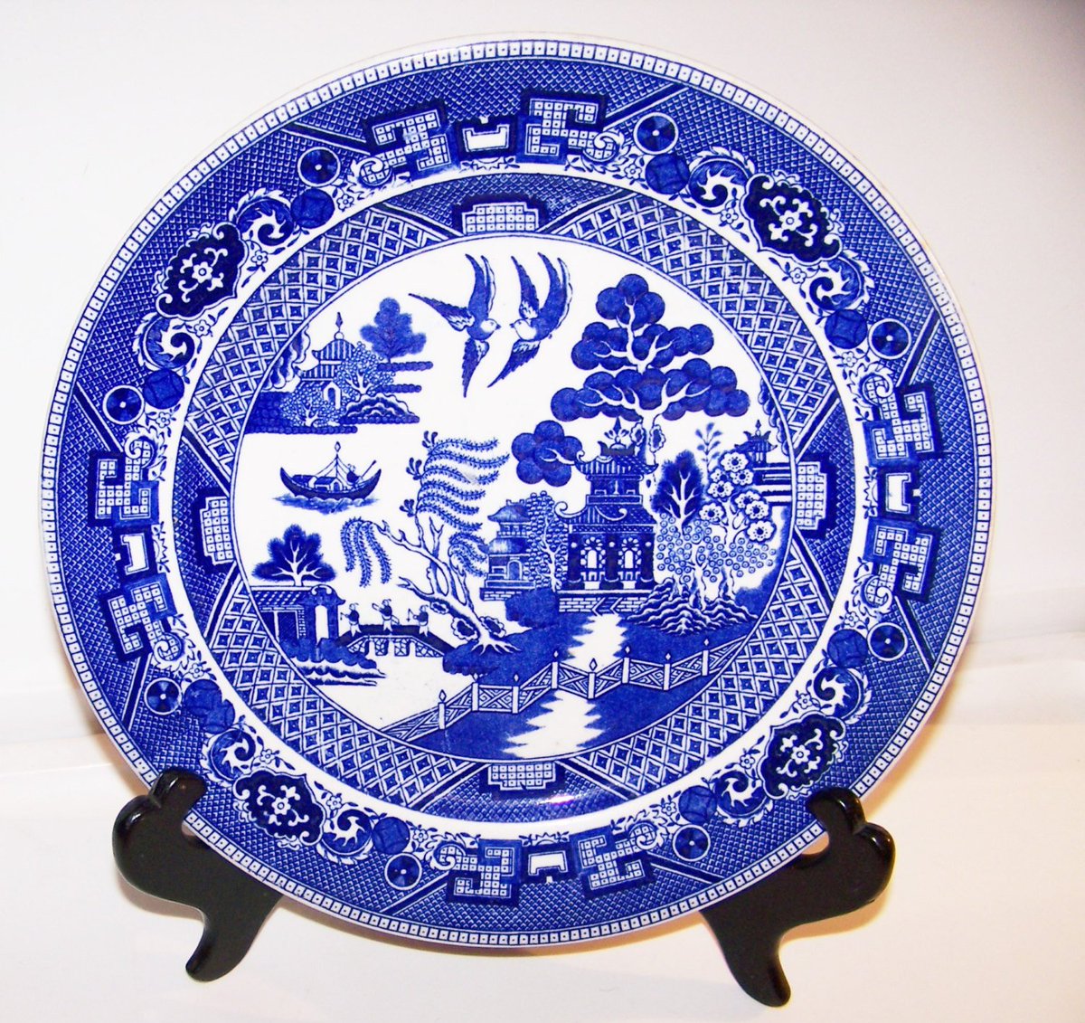 Vintage Blue Willow Dinner Plate, 9' Plate, Willow Ware USA, Blue and White Plate, Table Decor, Home Decor, No Chips or Cracks tuppu.net/5682d7b7  #VintageDinnerPlate