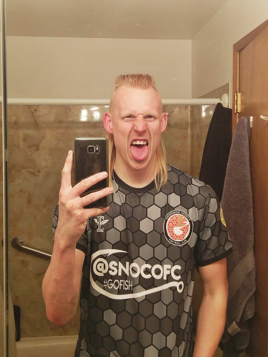snocofc's tweet photo. The guys that ordered BOTH kits all chose to post the HEX first. Hmmm. Here come the fan photos as the shirts arrive in the mail! #gofish #hexrocks #theshapeofsoccer #snohomish @IcarusFCphl https://t.co/s7ApHqqkWt