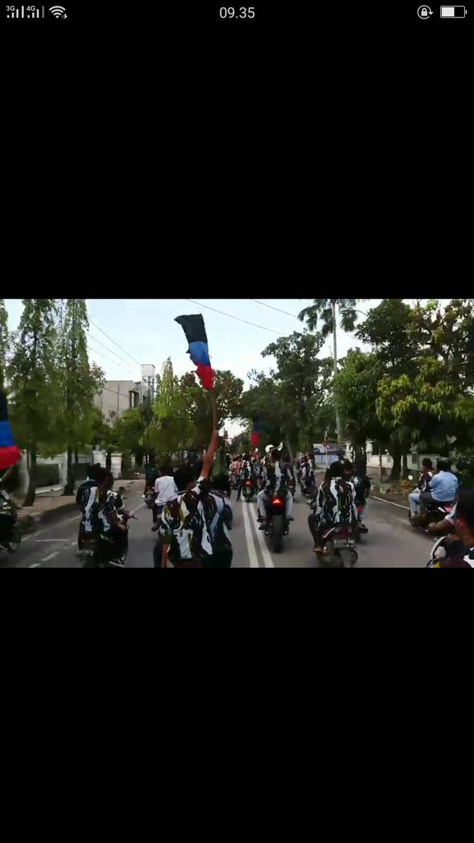 comunity_simple tweet picture