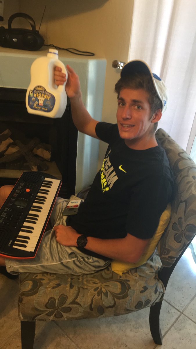 BluntClark's tweet photo. We’re the Butter Brothers! And I’m celebrating my butter’s birthday! https://t.co/vdft1xN3Ow