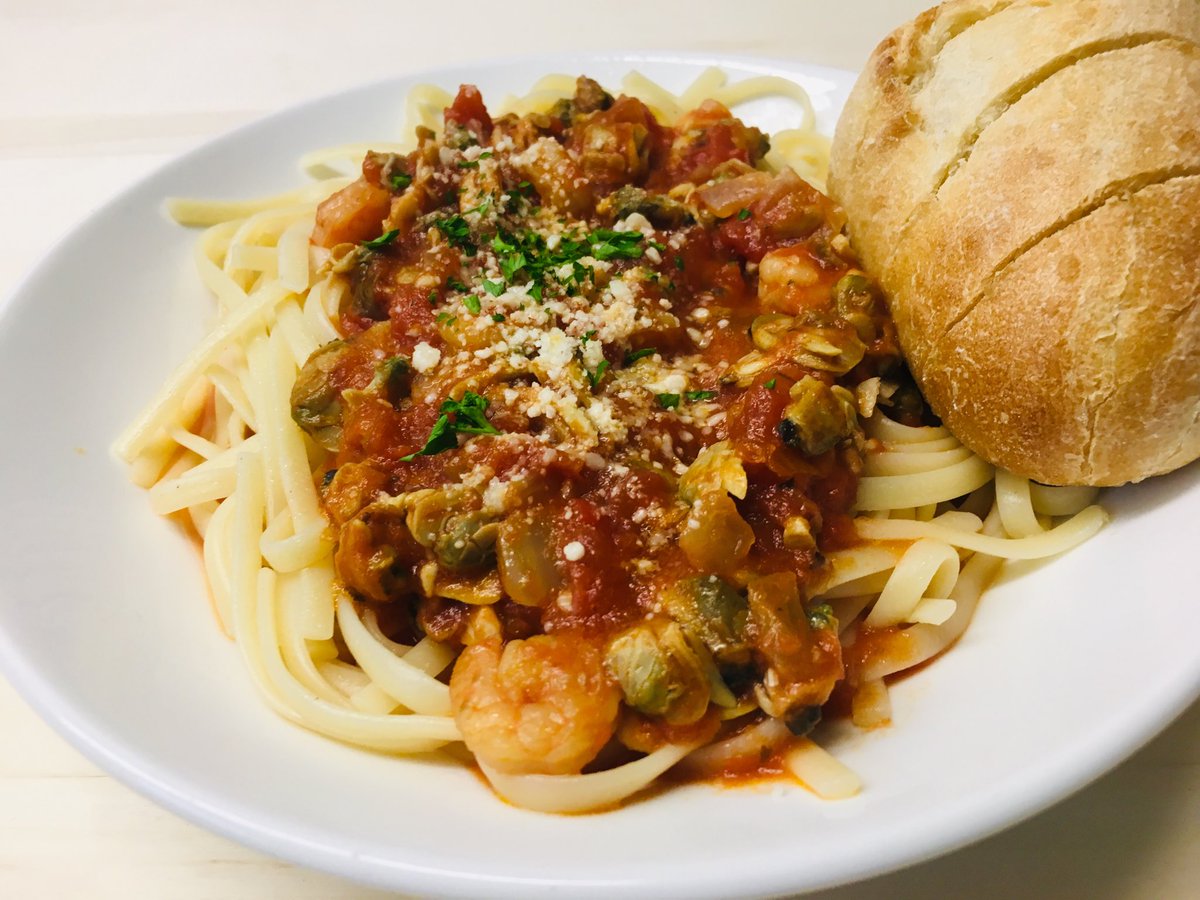 VitosKitchen's tweet image. Shrimp and Clam Linguini #vitoskitchen #springfieldmo #MissouriItalian