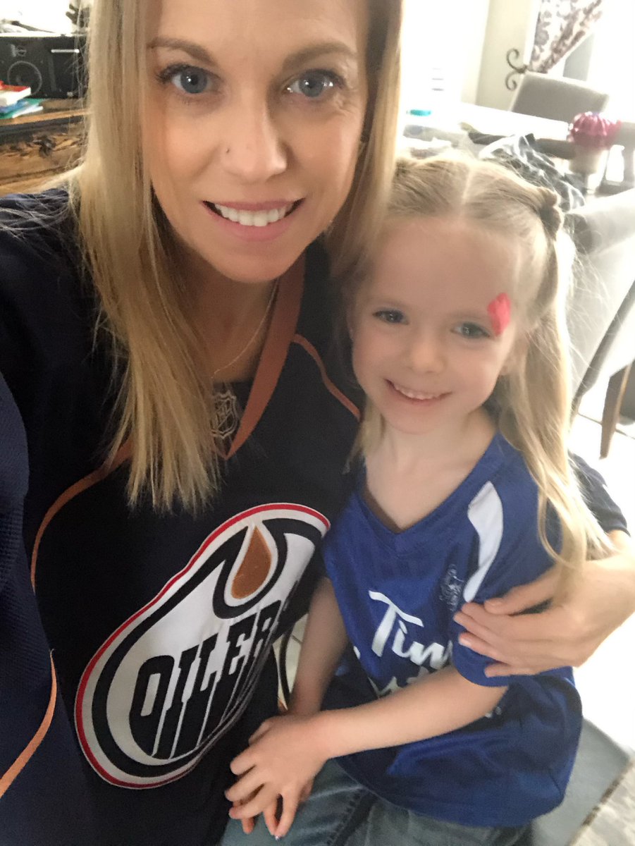 AngelaDingwell's tweet photo. 💚Have a listen...it’s my friends and me sending a message to the world about organ donation and awareness! 💚 #organdonation #LoganBouletEffect #GreenShirtDay #jerseysforhumboldt
Local Advocates Calling For Presumed Consent For Organ Donation https://t.co/m5c4MNiAwO https://t.co/eD89tEBbd8