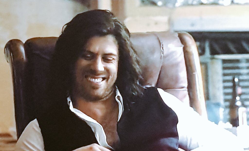 <a href="/LlewelynBowen/">Laurence Llewelyn-Bowen</a> looking pretty good in your new film man! #destroyermovie <a href="/DestroyerMovie/">Destroyer</a> Love the chemistry between you and @NicoleKidman is unreal! #Respect!