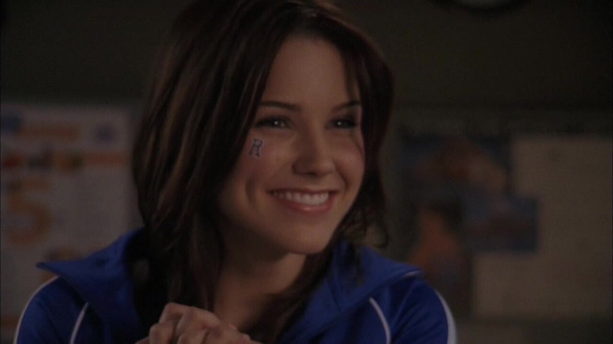 carpentaurus's tweet photo. Brooke Davis is gonna change the world someday, and I’m not sure if she even knows it #7YearsWithoutOneTreeHill https://t.co/TYzTmZ6sX1