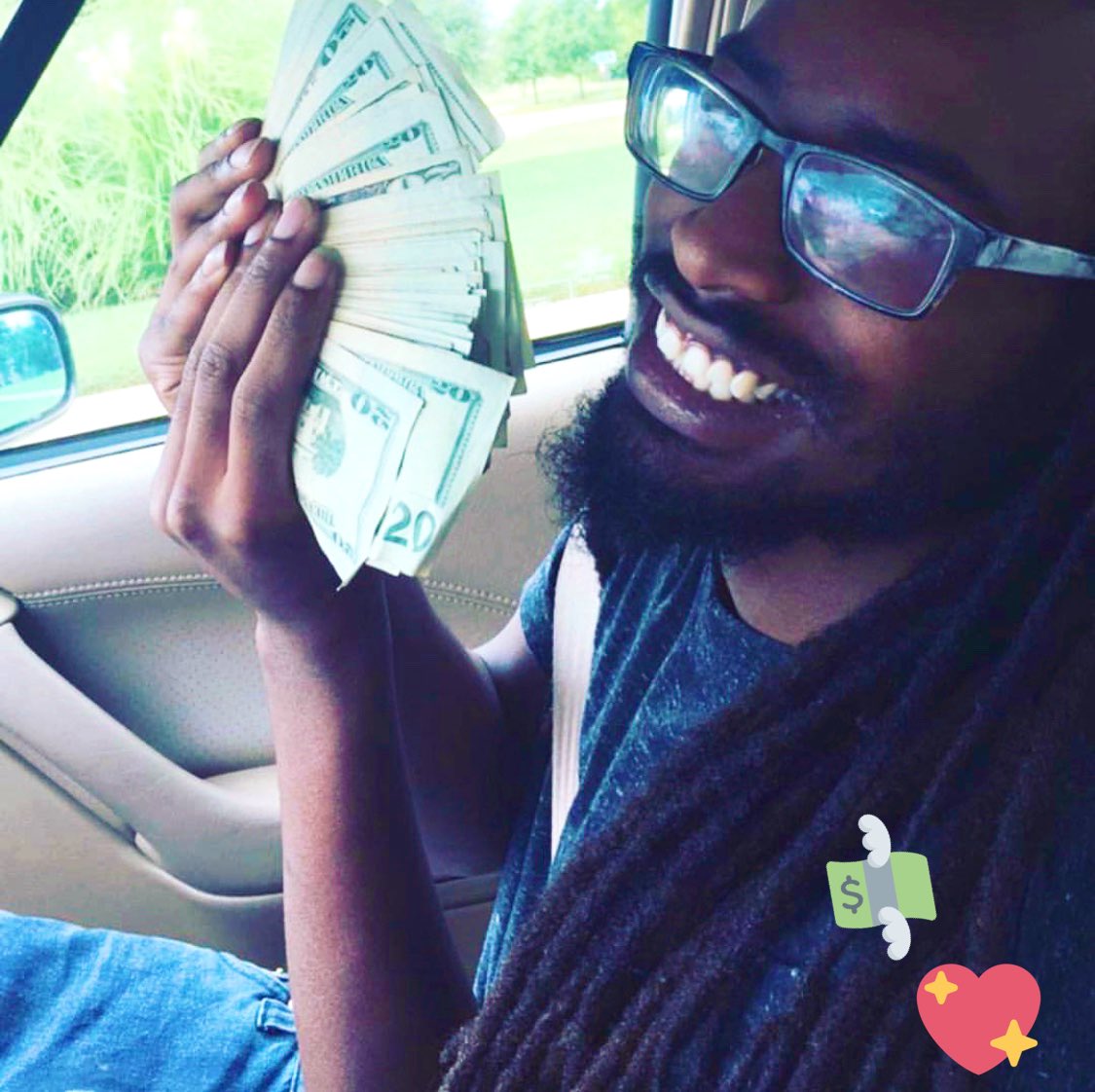 _Maliababyy's tweet photo. #LongLiveZee #BlueHunnidsFOREVER @izigga420 💸❤️ https://t.co/vCMwfjIVYh