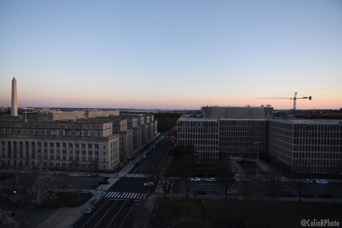 colinbphoto's tweet photo. Day one of #PFSummit19 is in the books and oh MAN am I inspired. Hearing from and connecting with so many incredible journalists and environmentalists has me so excited for the future. Thank you @planet_forward for the fantastic opportunity to be here! https://t.co/LXjuIVncPv