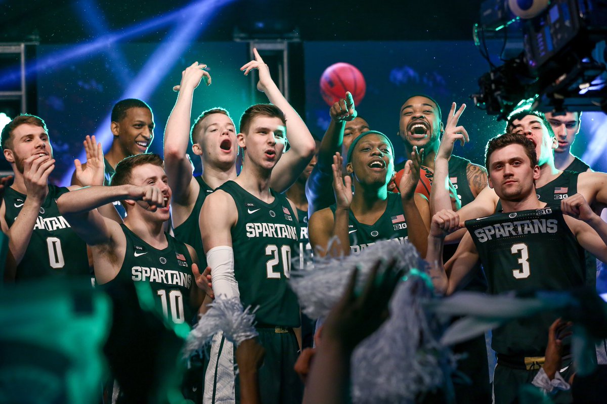 MSU_Basketball's tweet photo. Having ourselves a DAY at the @FinalFour!

#Spartans x #FinalFour https://t.co/PGD1kGfdrP