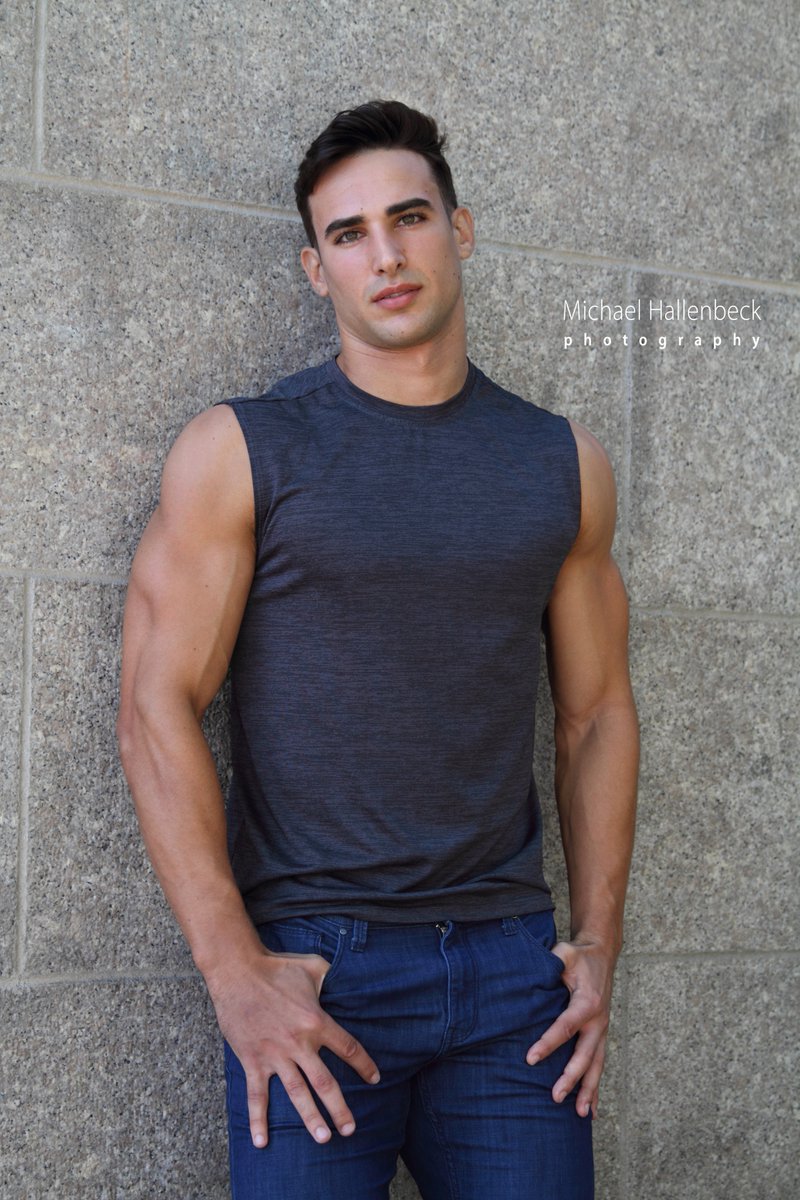 Florian_Vienna's tweet photo. #rtπΈβ€οΈπ TORO #MARLON #APRIL #SPRING #DanielJ @DanielJ11197 #ChicosDeLaRed @hallenbeckphoto https://t.co/mp6YwMhrnU