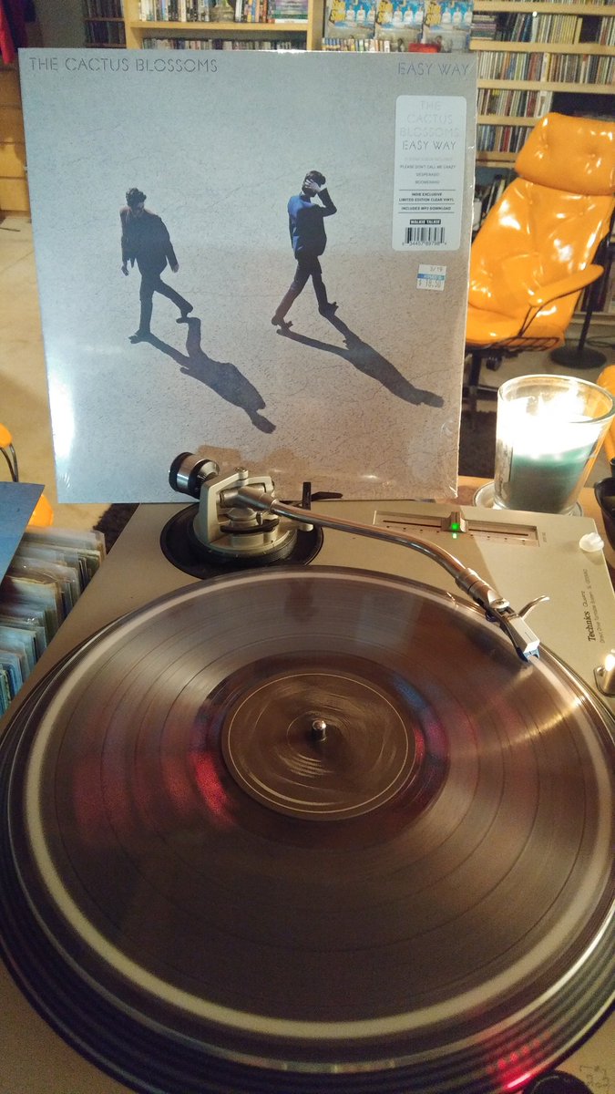 popshopradio's tweet photo. Spurred on by this great record, nothing but duets on @popshopradio tonight. Any requests? @kfaiFMradio https://t.co/nCEAwqNlZi