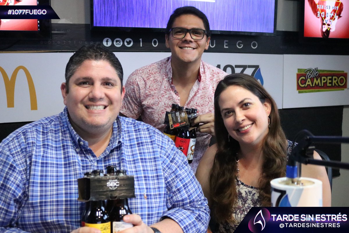 TardeSinEstres's tweet photo. AL AIRE | ¡Buenos amigos en casa! Tenemos a Ricardo Sánchez de @SivarBrewing y nos trae estas bellezas de cervezas🔥 Hoy nos trae una nueva: #Pasión ¡Está de lujoooo! https://t.co/gL9V4FhU06