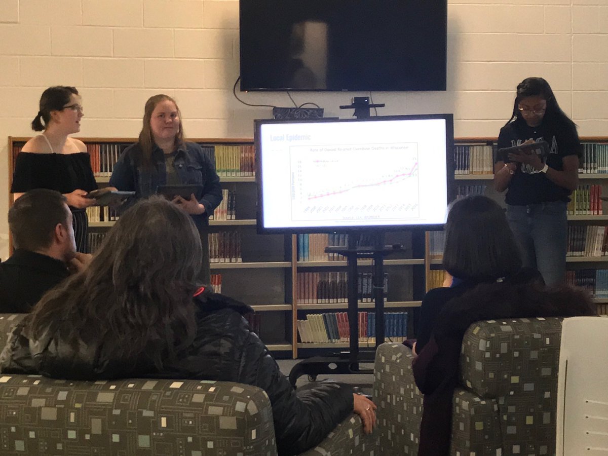 abelscience's tweet photo. Listening to the DCE Science SMART Team’s presentation on the molecular nature of opioids at the Everest Imagine Event. #everestpride https://t.co/3WzHmEB79F